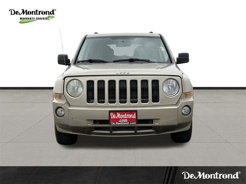 Used 2010 Jeep Patriot Sport image 2