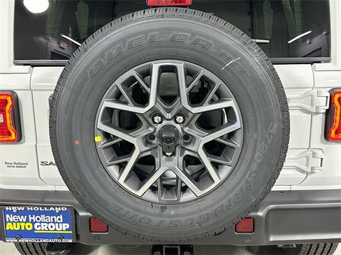 New 2026 Jeep Wrangler Sahara image 8