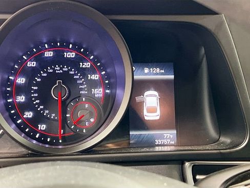 Used 2022 Hyundai Elantra SEL image 12