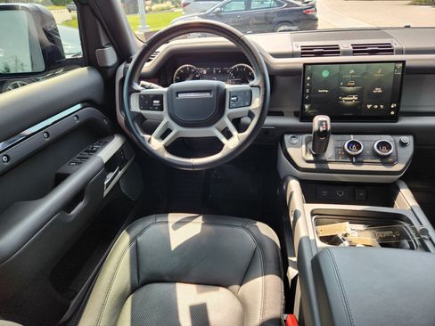Certified 2023 Land Rover Defender 130 X-Dynamic SE AWD/4WD image 13