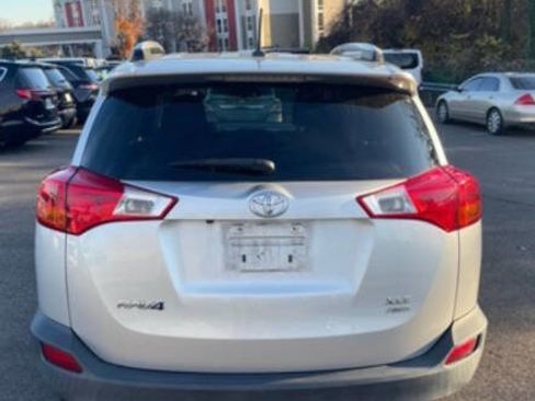 Used 2015 Toyota RAV4 XLE image 8