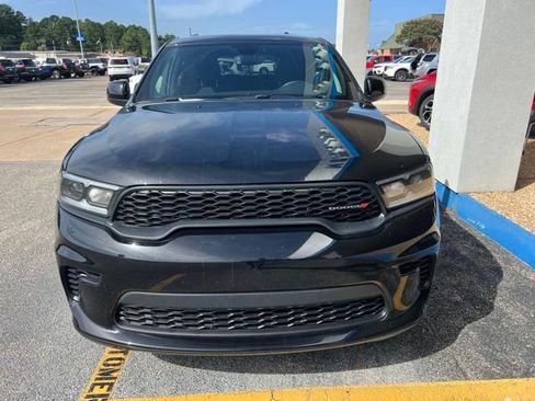 Used 2023 Dodge Durango GT RWD image 3