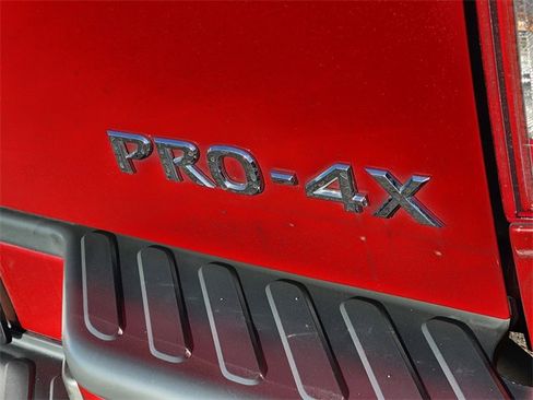 Used 2021 Nissan Frontier PRO-4X w/ Pro-4x Utility Package image 11