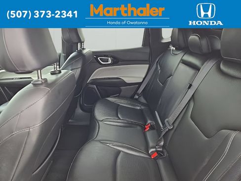 Used 2025 Jeep Compass Limited AWD/4WD image 12
