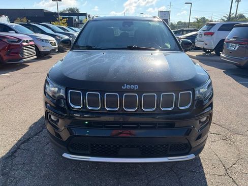 Used 2022 Jeep Compass Limited AWD/4WD image 2