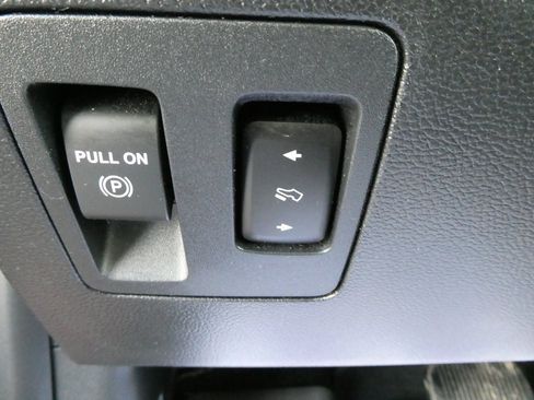 Used 2019 Ford F150 Lariat w/ Equipment Group 502A Luxury image 26