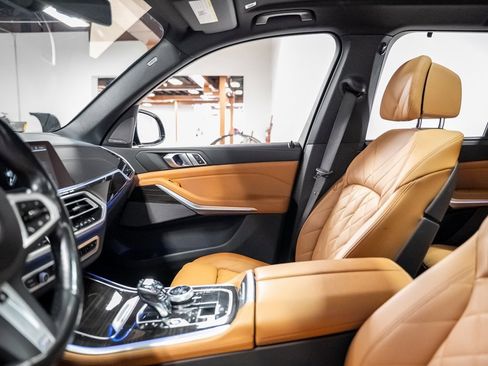 Used 2023 BMW X5 M50i w/ Executive Package image 59