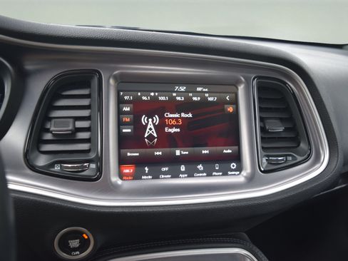 Used 2019 Dodge Challenger R/T Scat Pack RWD image 13