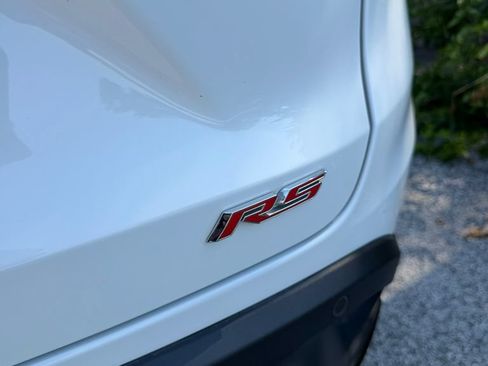 Used 2025 Chevrolet Trax RS w/ Sunroof Package FWD image 22