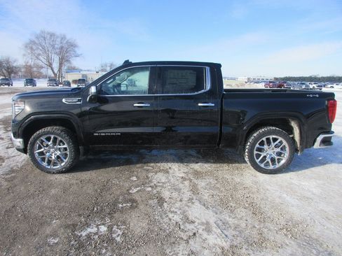 New 2026 GMC Sierra 1500 SLT w/ SLT Convenience Package image 9
