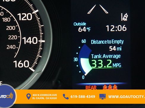 Used 2022 Toyota Corolla LE image 3