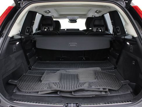 Used 2023 Volvo XC90 B6 Ultimate w/ Lounge Package AWD/4WD image 32