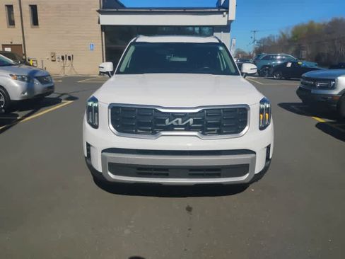 Used 2025 Kia Telluride S AWD/4WD image 3