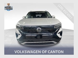 Certified 2024 Volkswagen Taos SE video 1