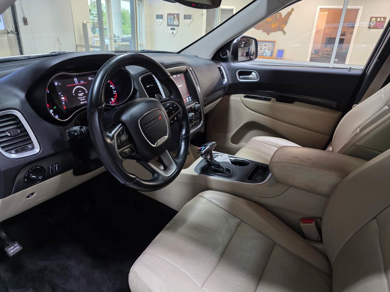 Used 2018 Dodge Durango Citadel w/ Technology Group AWD/4WD image 16