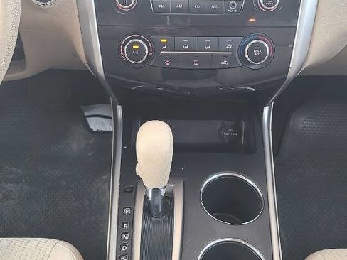 Used 2015 Nissan Altima 2.5 S w/ Power Driver Seat Package FWD image 17