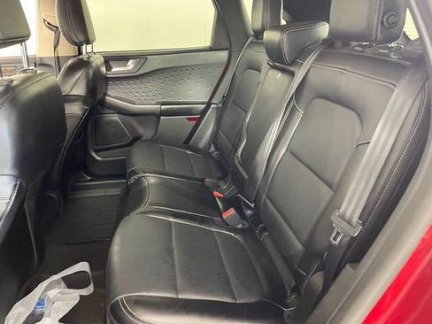Certified 2020 Ford Escape Titanium AWD/4WD image 11