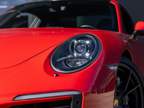 Certified 2017 Porsche 911 Carrera image 17