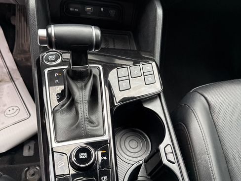 Used 2023 Kia Sportage SX image 13