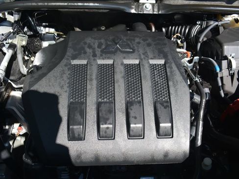 Used 2024 Mitsubishi Outlander Sport ES AWD/4WD image 25