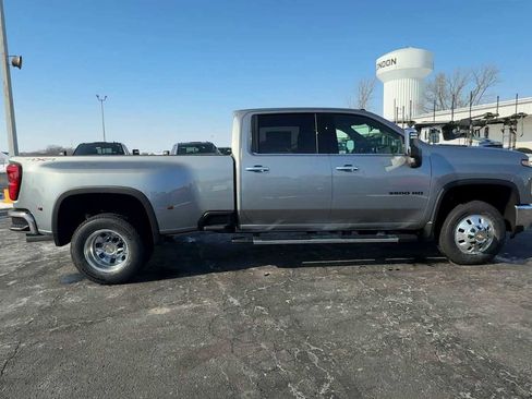 New 2026 Chevrolet Silverado 3500 LTZ w/ LTZ Convenience Package AWD/4WD image 9