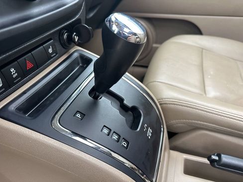 Used 2016 Jeep Patriot High Altitude image 35