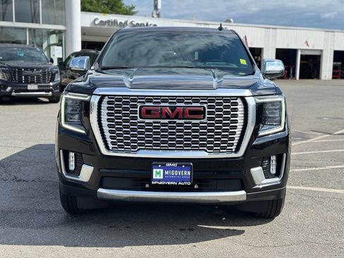 Used 2023 GMC Yukon Denali w/ Advanced Technology Package AWD/4WD image 10