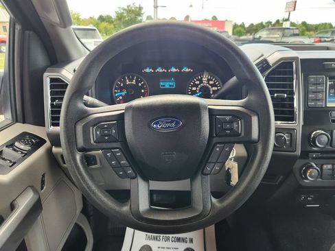 Used 2015 Ford F150 XLT AWD/4WD image 20