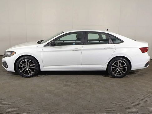 Used 2023 Volkswagen Jetta Sport FWD image 15