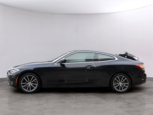 Used 2024 BMW 430i xDrive Coupe w/ Premium Package image 4