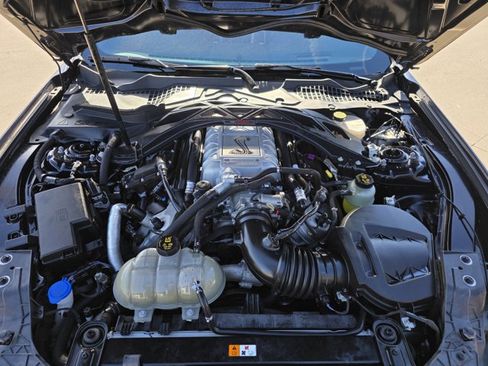 Used 2021 Ford Mustang Shelby GT500 w/ Technology Package image 26