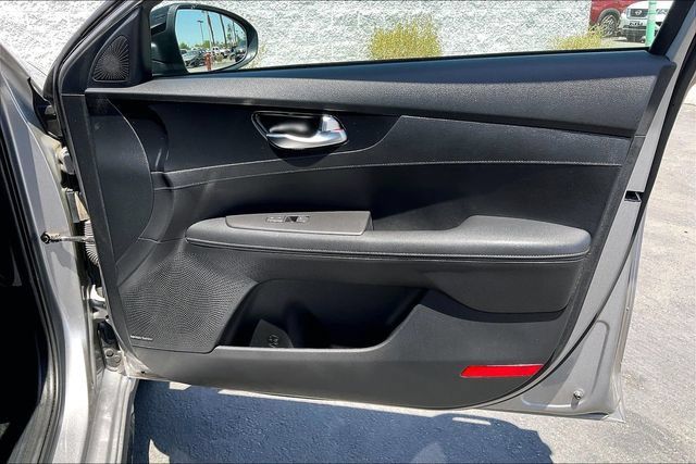 Used 2023 Kia Forte GT-Line w/ GT-Line Premium Package FWD image 23