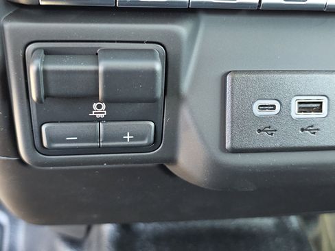 New 2025 GMC Sierra 2500 Pro w/ 1SA Pro Safety Plus Package image 24