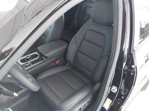 New 2026 Chevrolet Equinox LT w/ Convenience Package II AWD/4WD image 23