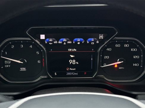 Used 2021 GMC Yukon Denali w/ Denali Ultimate Package image 29