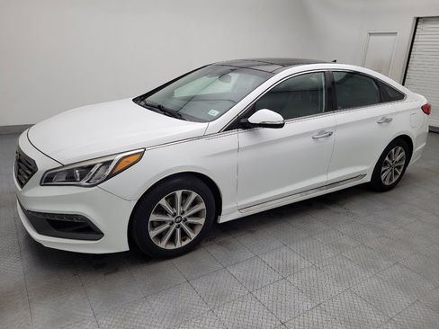Used 2016 Hyundai Sonata Limited w/ Option Group 05 FWD image 2