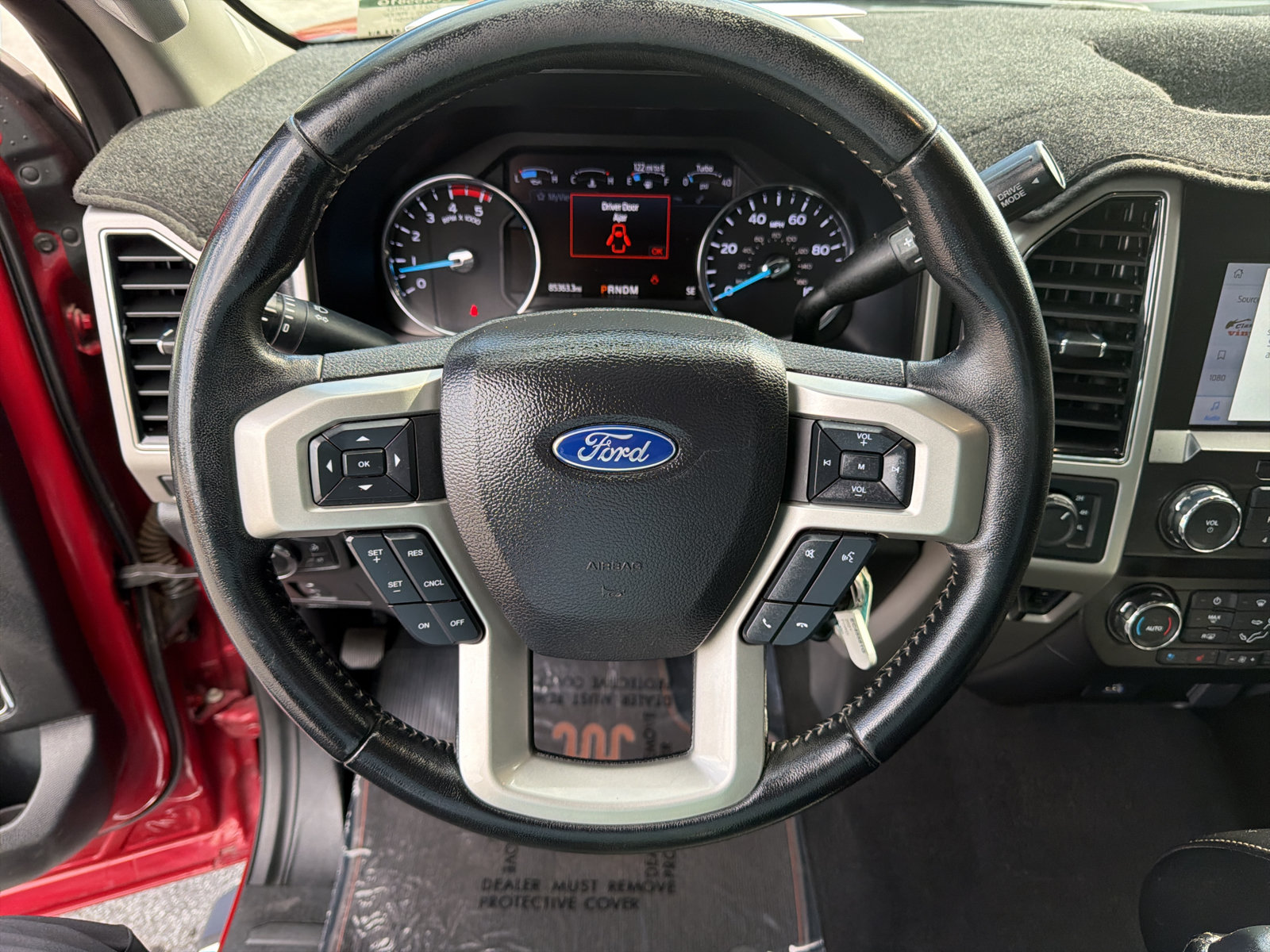 Used 2021 Ford F350 Lariat w/ Lariat Value Package AWD/4WD image 12