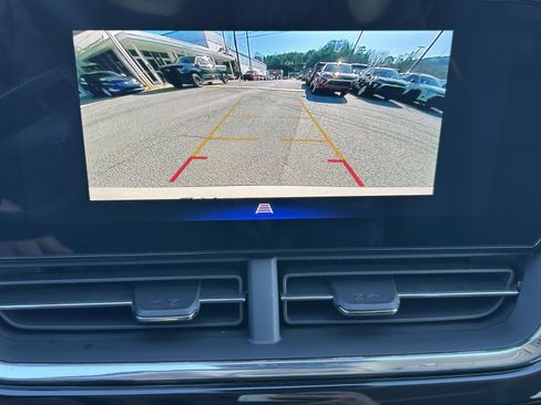 New 2026 Chevrolet Trax ACTIV w/ Sunroof Package image 25