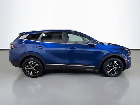 Used 2025 Kia Sportage EX AWD/4WD image 11