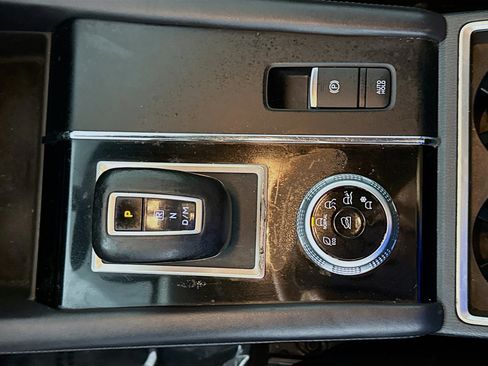 Used 2023 Mitsubishi Outlander SE FWD image 20