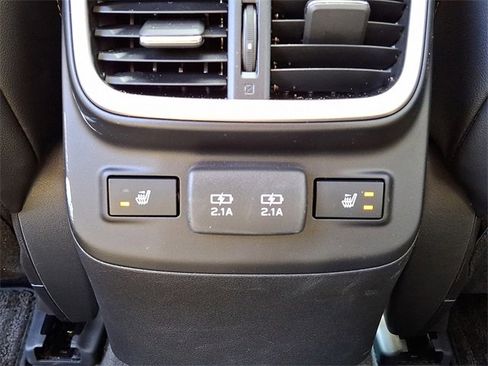 Used 2021 Subaru Outback Limited XT image 11