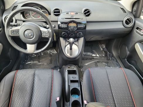 Used 2011 MAZDA MAZDA2 Touring FWD image 17