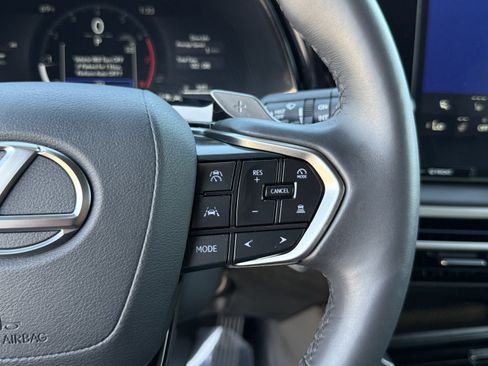 Certified 2025 Lexus RX 350 FWD w/ Technology Package image 24