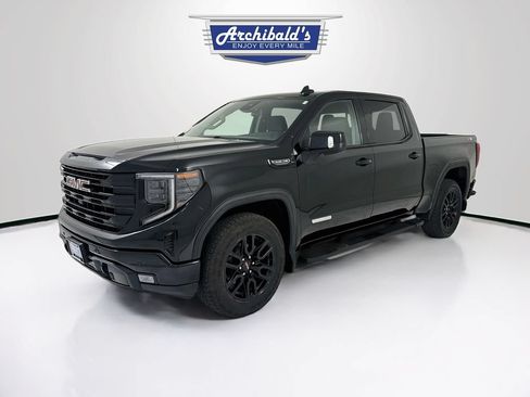 Used 2024 GMC Sierra 1500 Elevation w/ Preferred Package AWD/4WD image 3