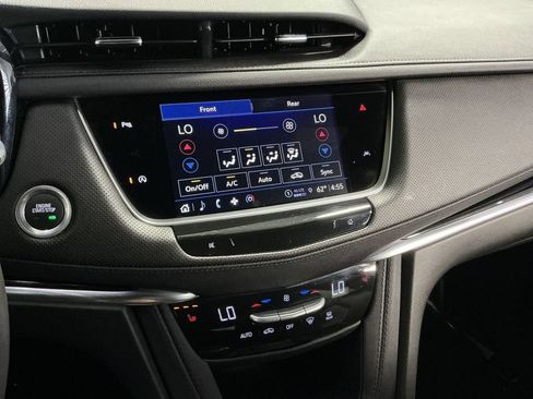 Used 2025 Cadillac XT6 Luxury AWD/4WD image 22