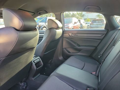 Used 2022 Honda Accord Sport image 8