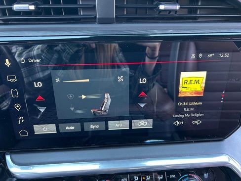 Used 2024 GMC Sierra 2500 Denali Ultimate image 38