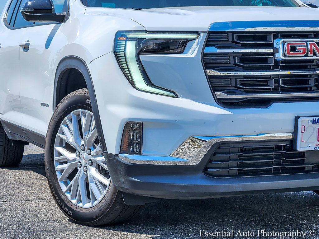 Certified 2026 GMC Acadia Elevation w/ Elevation Premium Package FWD image 3