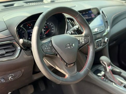 Used 2024 Chevrolet Equinox RS w/ RS Leather Package FWD image 8