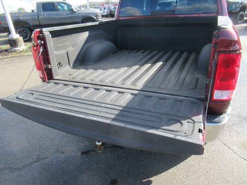 Used 2017 RAM 1500 Big Horn image 5